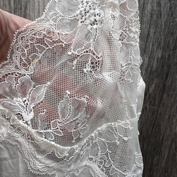 NWT Victorias Secret Lingerie Very Sexy Modal Lace Plunge Bodysuit Sz La… - Picture 8 of 15